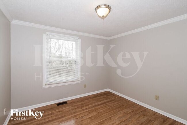 Building Photo - 5777 Liberty Creek Dr E