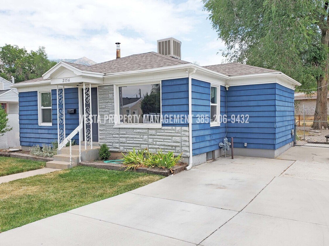 Primary Photo - 2156 Fowler Ave