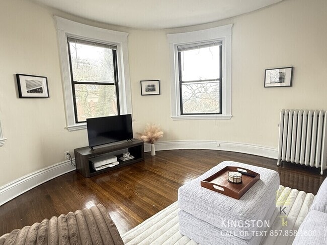 Photo - 1965 Commonwealth Ave Apartment