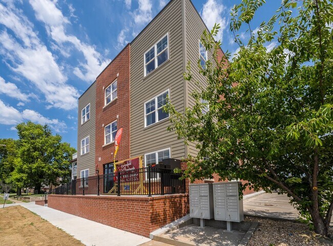 Foto del edificio - West Beverly Lofts - 201