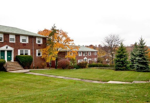 Foto del edificio - Bradford Arms Apartments