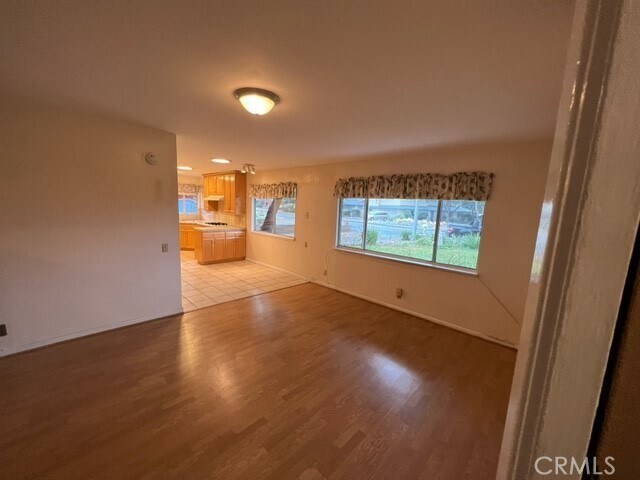 Foto del edificio - 1745 Bridgeport Ave