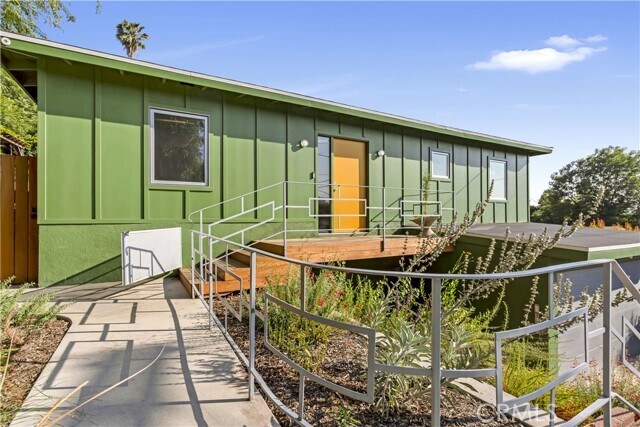 Foto del edificio - 6236 Springvale Dr