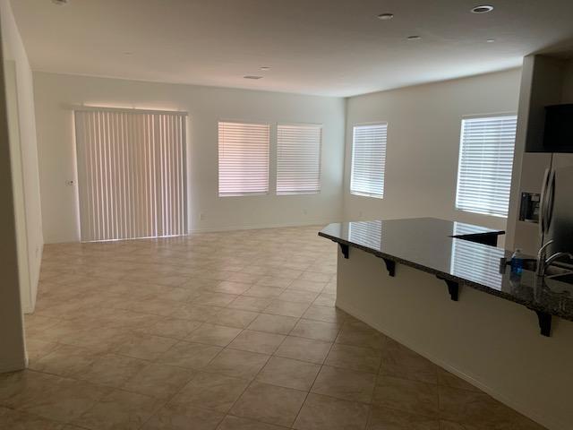 Building Photo - 43720 Vacanza Ct