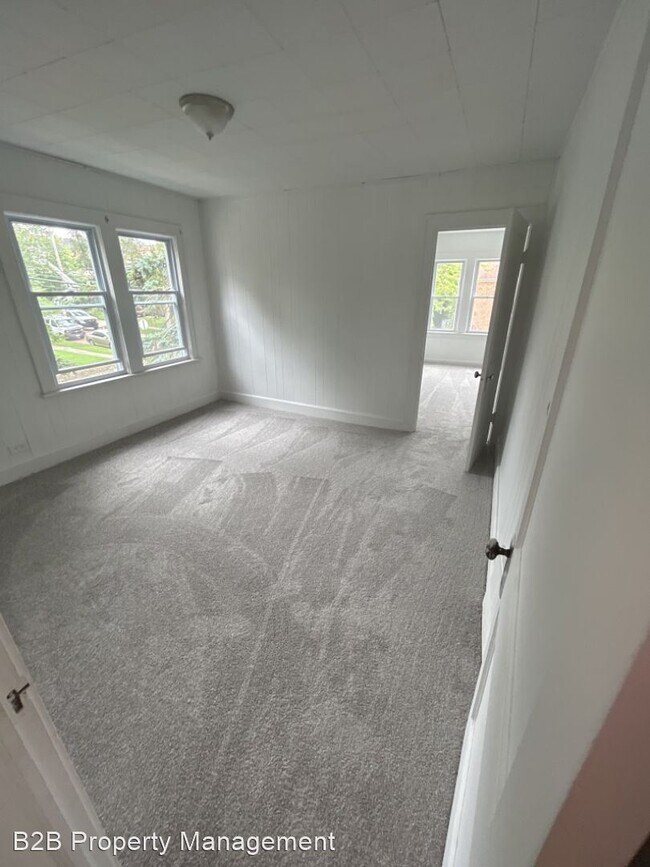 Building Photo - 5 br, 2 bath House - 3211 W. 116th St.