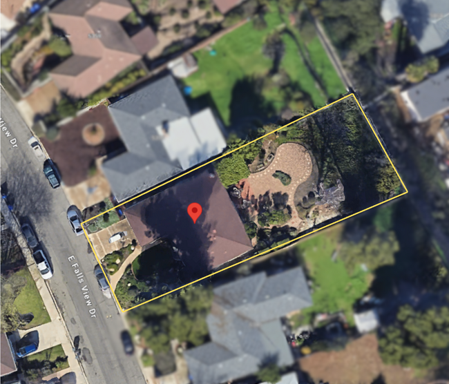 Building Photo - Live Just Minutes from Campus with Scenic ...
