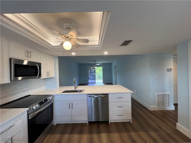 Foto del edificio - 146 Cypress Way E