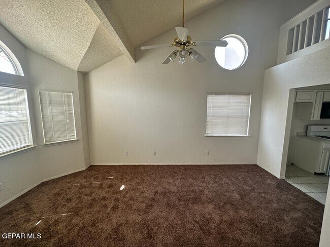 Building Photo - 1411 Luz De Camino Way
