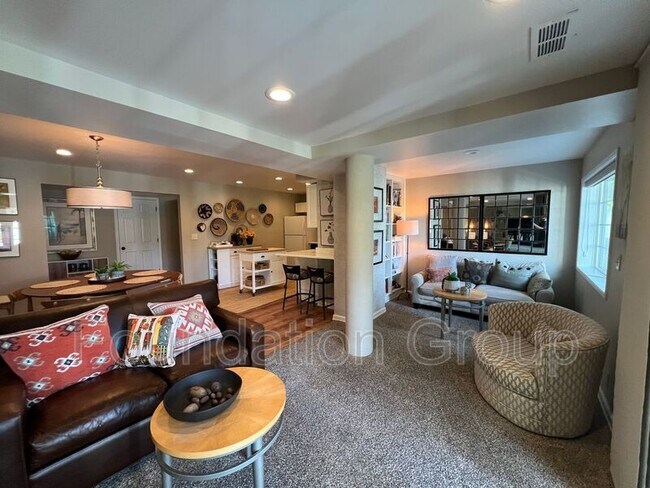 Foto del edificio - 3417 122nd Pl NE