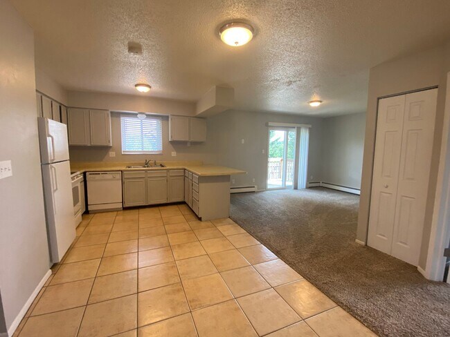 Building Photo - 5535 Fiesta Lane