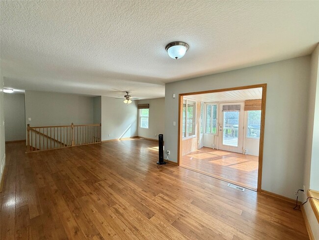 Building Photo - 1590 Nine Iron Dr