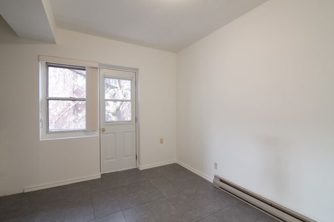 Photo du bâtiment - 539 Rue Prince Arthur O