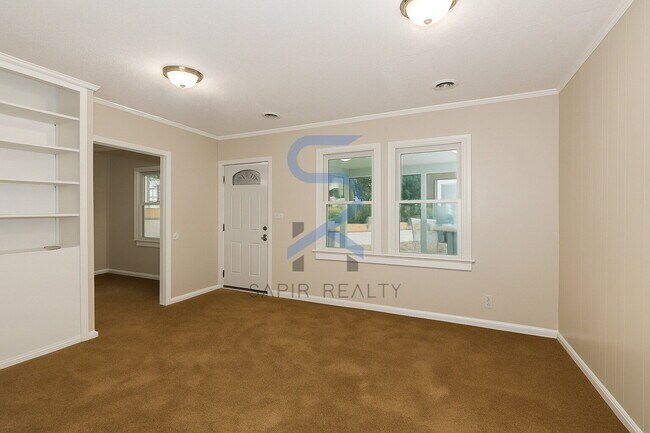 Foto del edificio - Move in before January 31st and get $100 OFF your rent for the first 3 months — PLUS a $250 Amazo...