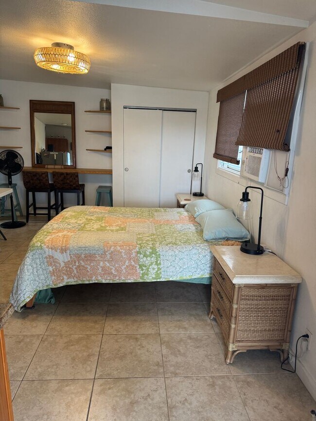 Foto del edificio - Attached Guest Studio Home in Kailua Town with Yard, and Pets Allowed