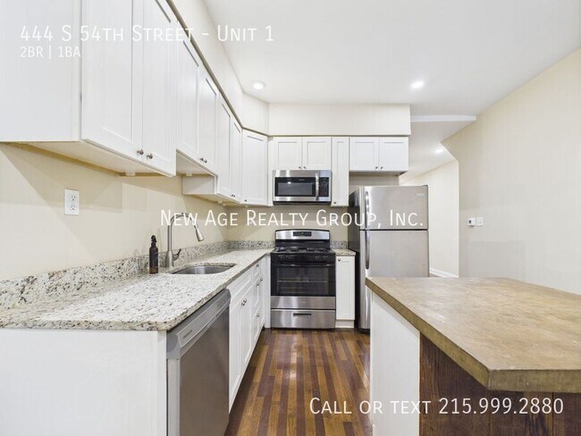 Foto del edificio - 444 S 54th St