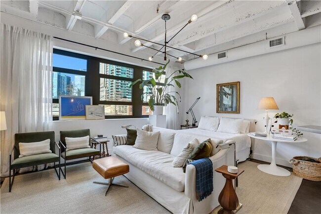 Foto del edificio - 878 Peachtree St NE