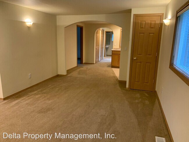 Foto del edificio - 9820 55th Ave NE