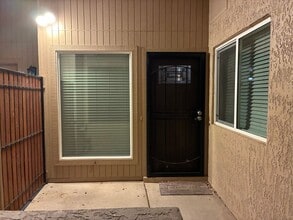 Building Photo - 93 N Cooper Rd