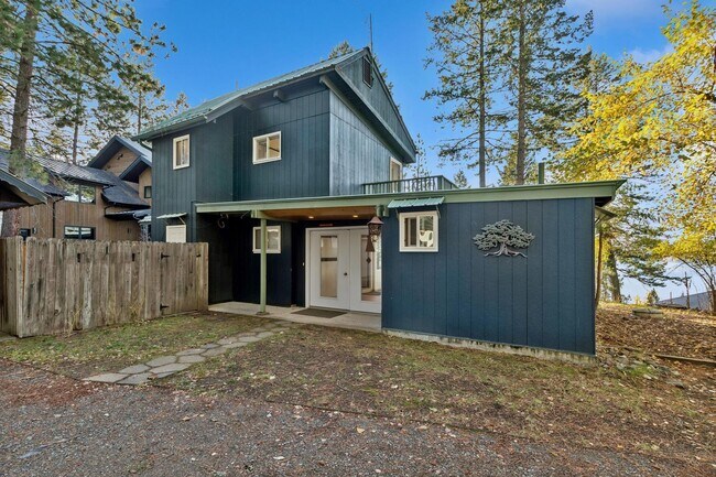 Foto del edificio - Whitefish Home with Great Lake Views