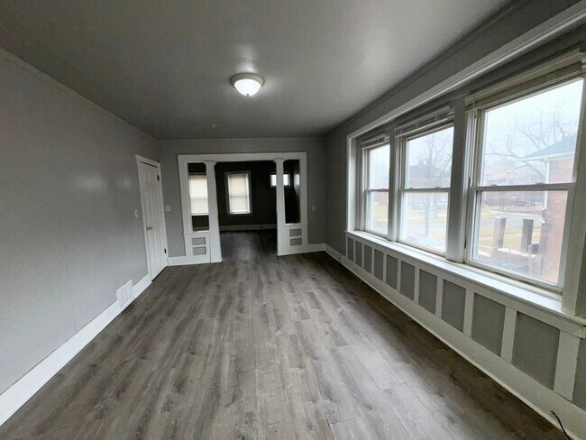 Foto del edificio - 2966 Harding St