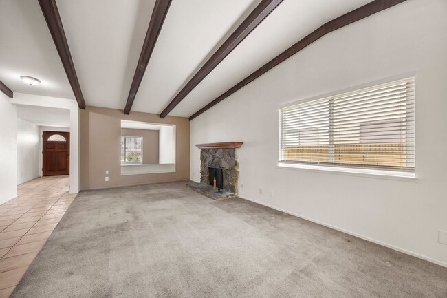Building Photo - 3-Bed, 2-Bath Single-Family Residence With...
