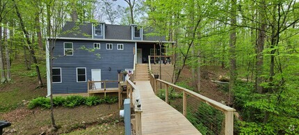 Building Photo - 4723 Doyle Terrace