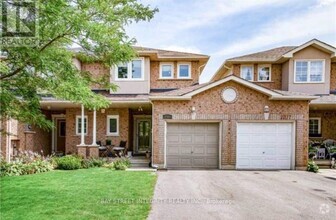 Building Photo - 2381 Penrose Ln