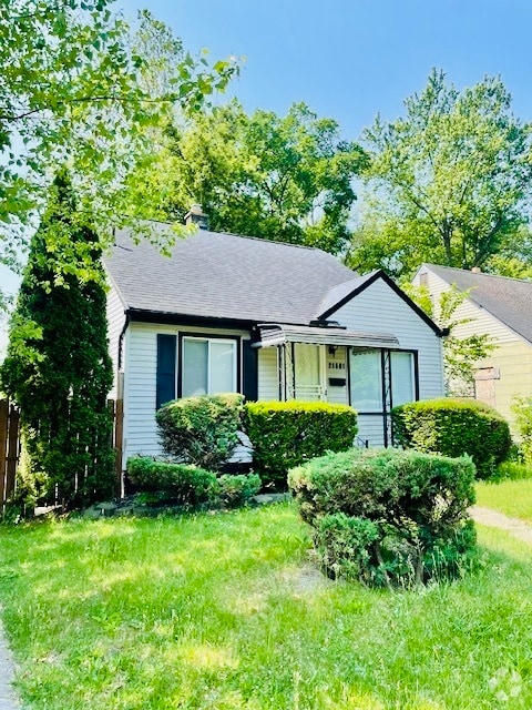 Building Photo - 21501 Pembroke Ave