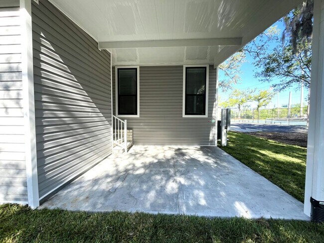 Foto del edificio - 113 Hill Cir