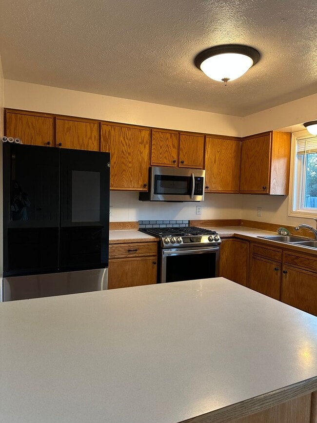 Building Photo - 8741 Flamingo Dr