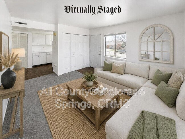 Building Photo - 1105 Cree Dr