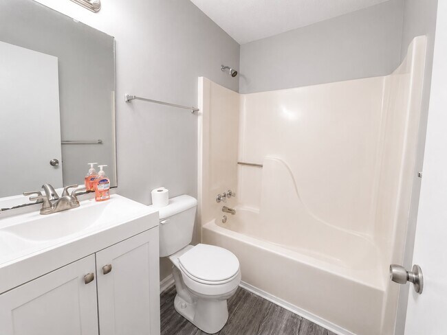 Foto del edificio - 4510 Murphy Ln
