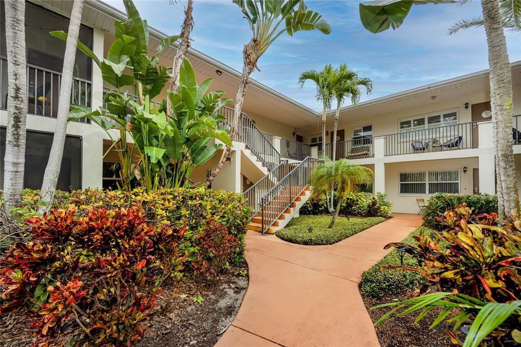 Foto principal - 555 3rd St N