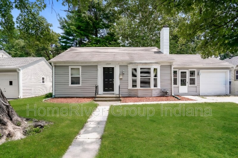5735 Indianola Ave, Indianapolis, IN 46220 House for Rent in Indianapolis, IN