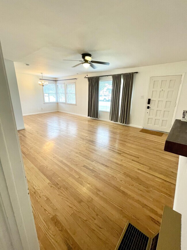 Foto del edificio - 2633 Alder St