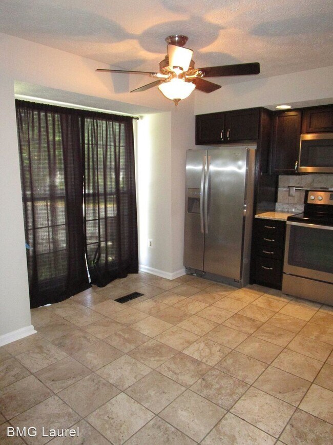 Foto del edificio - 3 br, 2.5 bath House - 8524 Paragon Court