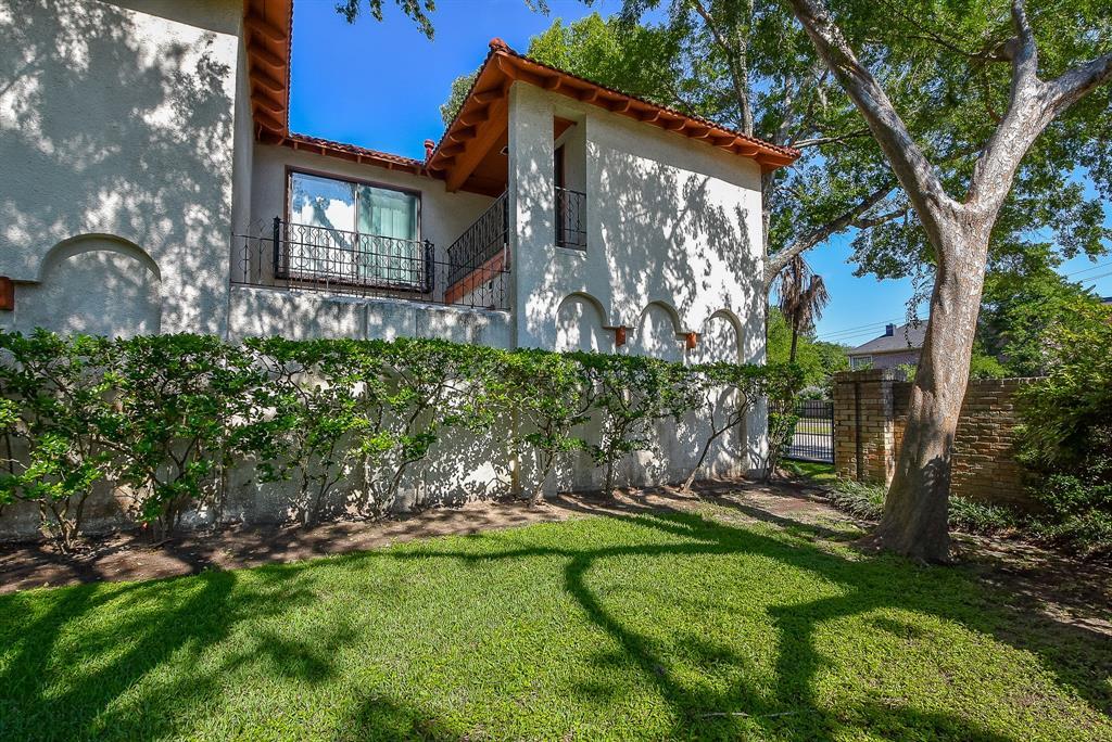 Primary Photo - 9703 Briar Forest Dr