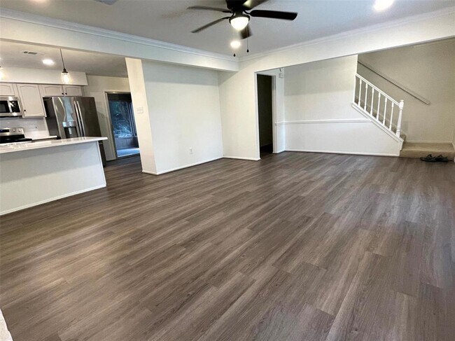 Building Photo - 2907 Birch Creek Dr