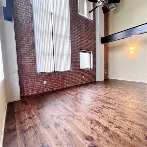 Foto del edificio - 3110 Thomas Ave