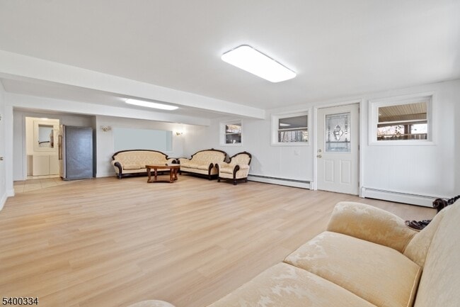 Building Photo - 14 Ford Rd