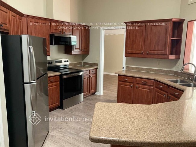 Building Photo - 842 Shriver Cir