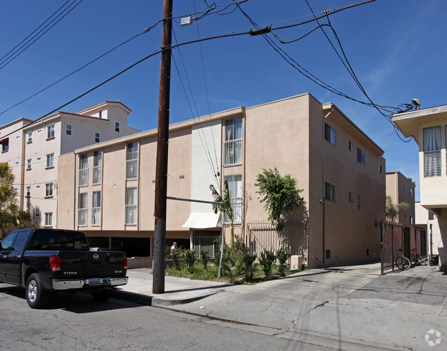 Building Photo - 18417 Malden St