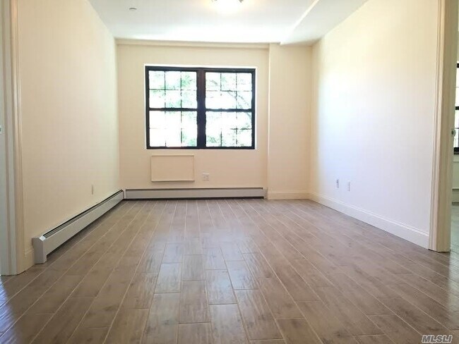 Building Photo - 47-10 104th St