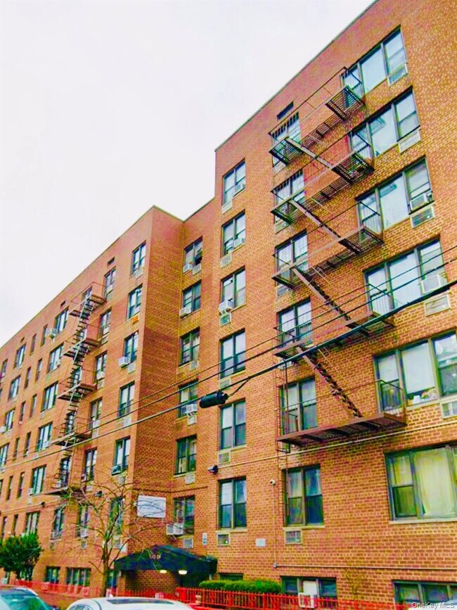 Building Photo - 42-26 81st St