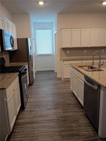 Foto del edificio - 5273 Summer Pecan Rd