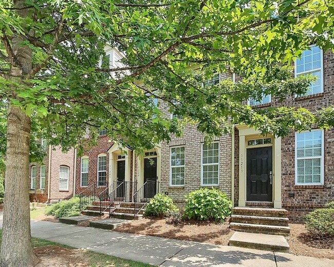 Building Photo - 2BD/2.5BA Townhome w/ ADDITIONAL LOFT in Market Street at Cedar Walk!