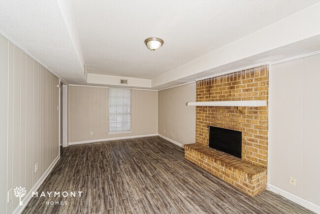 Foto del edificio - 3044 Apple Valley Ln