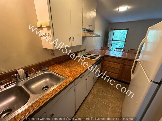 Foto del edificio - 433 E Dowling Rd