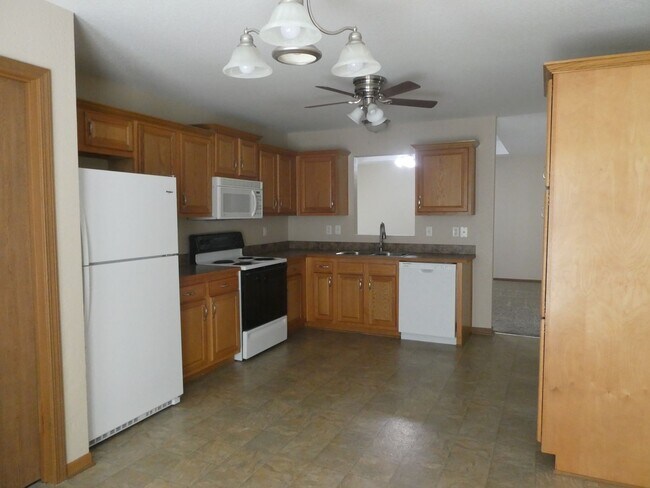 Foto del edificio - 3 bedroom 2 bath one level in Grain Valley