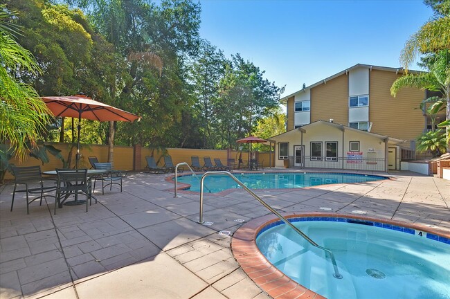 Foto del edificio - Sharon Grove Apartments